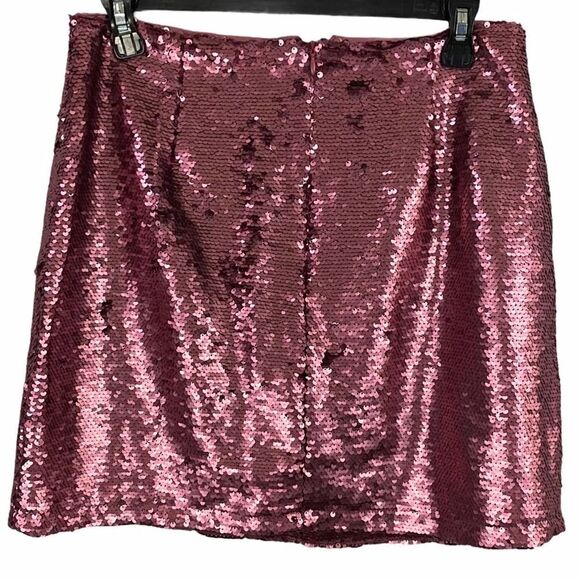 Glamorous Pink Sequined Skirt Size Medium - Picture 5 of 8
